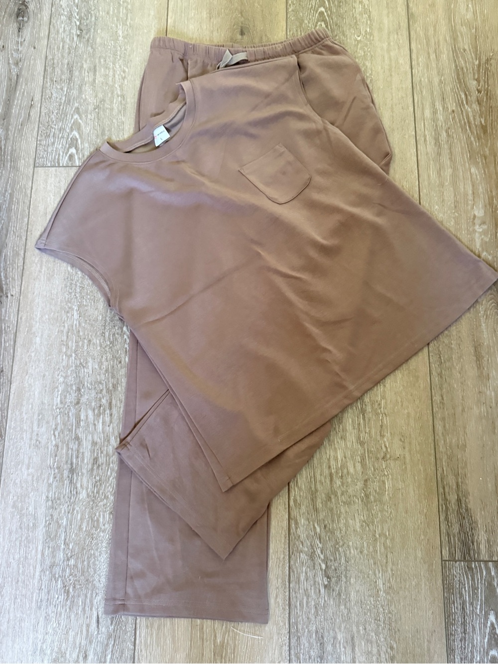 Women's Two-Piece Lounge Set in Mauve Taupe